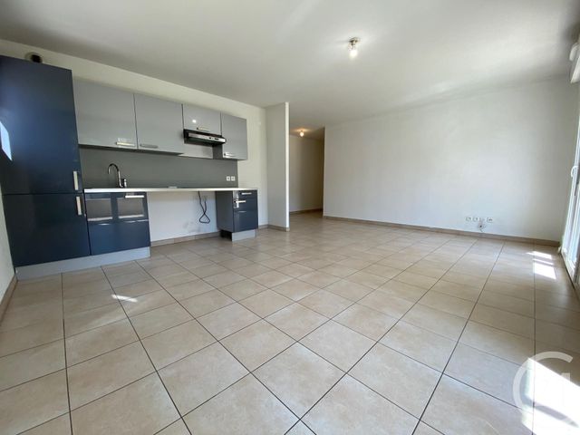 Appartement T3 &agrave; louer - 3 pi&egrave;ces - 61,84 m2 - St Andre De La Roche - 06 - PROVENCE-ALPES-COTE-D-AZUR