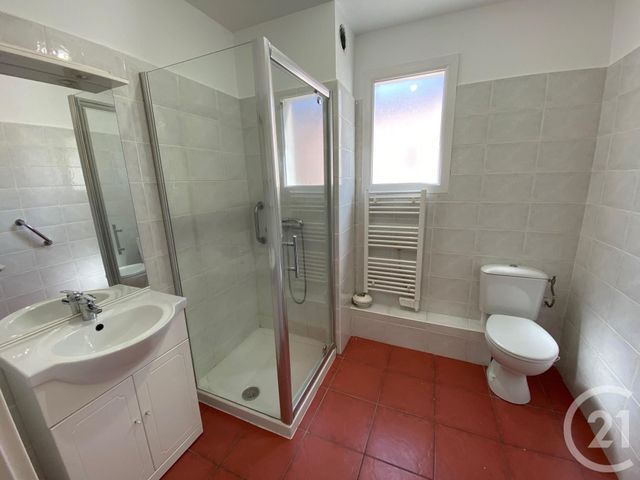 Appartement T3 &agrave; louer - 3 pi&egrave;ces - 61,84 m2 - St Andre De La Roche - 06 - PROVENCE-ALPES-COTE-D-AZUR