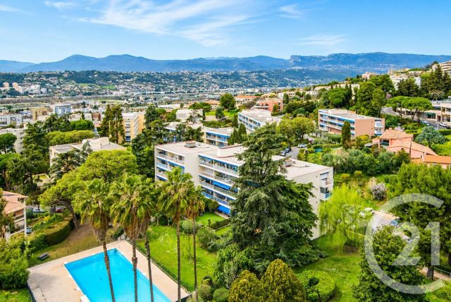 Appartement F4 &agrave; vendre - 4 pi&egrave;ces - 81,01 m2 - Nice - 06 - PROVENCE-ALPES-COTE-D-AZUR