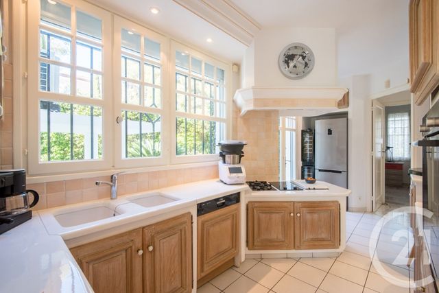 Maison &agrave; louer - 9 pi&egrave;ces - 254 m2 - St Jean Cap Ferrat - 06 - PROVENCE-ALPES-COTE-D-AZUR