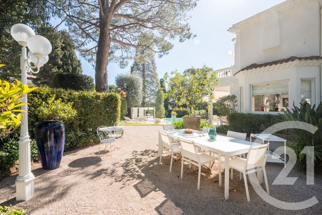 Maison &agrave; louer - 9 pi&egrave;ces - 254 m2 - St Jean Cap Ferrat - 06 - PROVENCE-ALPES-COTE-D-AZUR