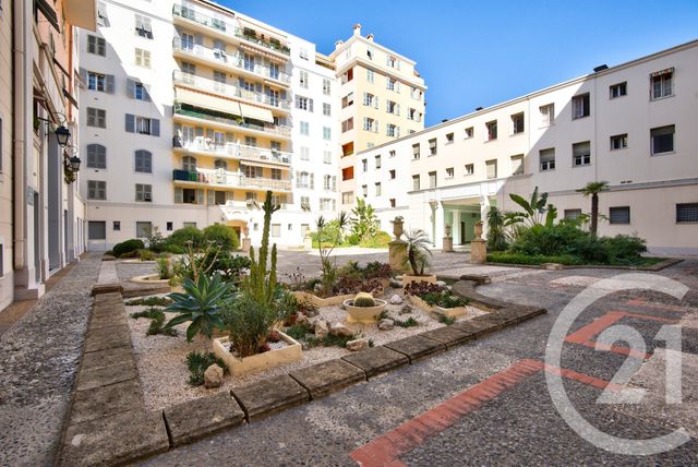Appartement Studio &agrave; vendre - 1 pi&egrave;ce - 28,02 m2 - Nice - 06 - PROVENCE-ALPES-COTE-D-AZUR