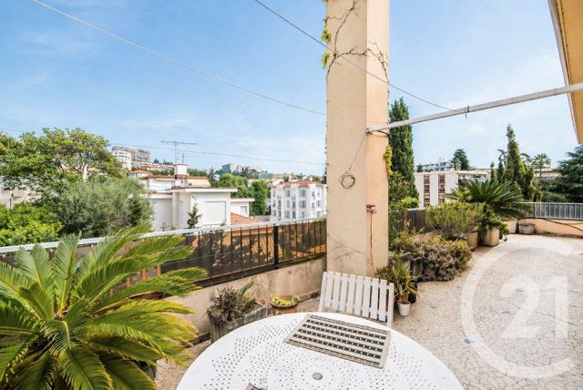 Appartement F4 &agrave; vendre - 4 pi&egrave;ces - 92,34 m2 - Nice - 06 - PROVENCE-ALPES-COTE-D-AZUR