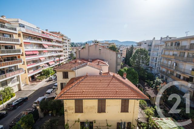 Appartement F4 &agrave; vendre - 4 pi&egrave;ces - 82,50 m2 - Nice - 06 - PROVENCE-ALPES-COTE-D-AZUR