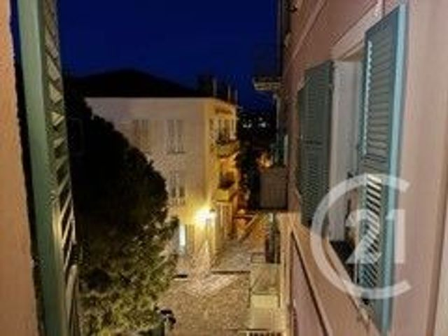 Appartement F1 &agrave; louer - 1 pi&egrave;ce - 31,21 m2 - Villefranche Sur Mer - 06 - PROVENCE-ALPES-COTE-D-AZUR