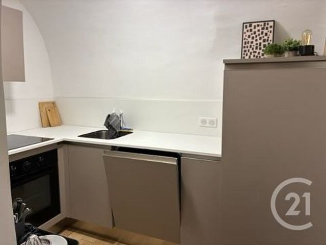 Appartement F1 &agrave; louer - 1 pi&egrave;ce - 31,21 m2 - Villefranche Sur Mer - 06 - PROVENCE-ALPES-COTE-D-AZUR