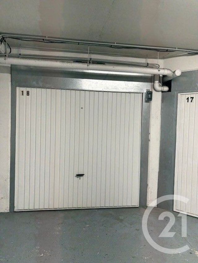 Parking &agrave; vendre - 10 m2 - Nice - 06 - PROVENCE-ALPES-COTE-D-AZUR