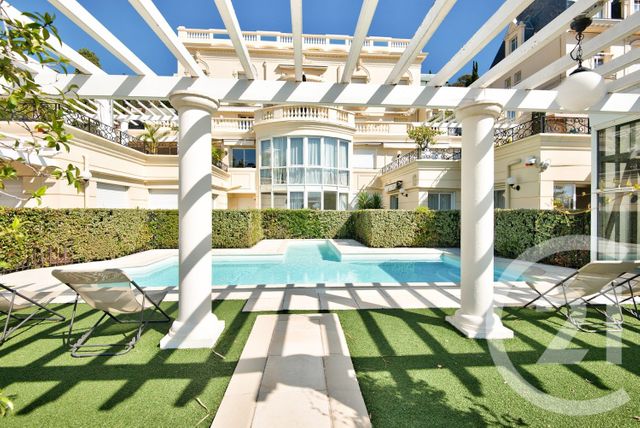 Appartement F4 &agrave; louer - 4 pi&egrave;ces - 155,77 m2 - Nice - 06 - PROVENCE-ALPES-COTE-D-AZUR