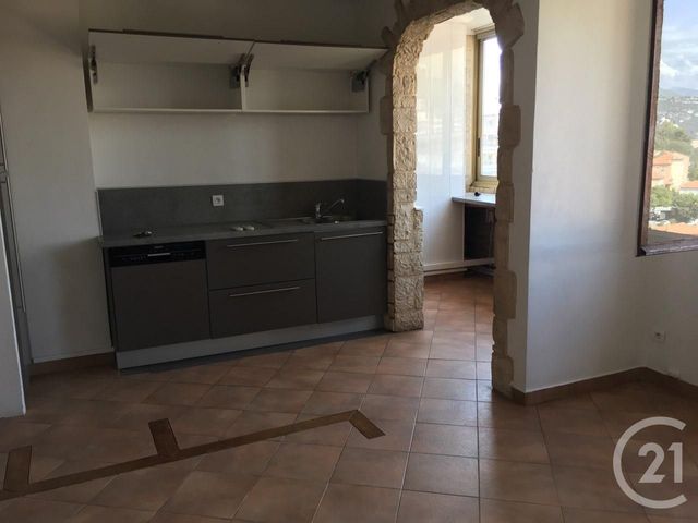 Appartement F3 &agrave; louer - 3 pi&egrave;ces - 56,13 m2 - Nice - 06 - PROVENCE-ALPES-COTE-D-AZUR