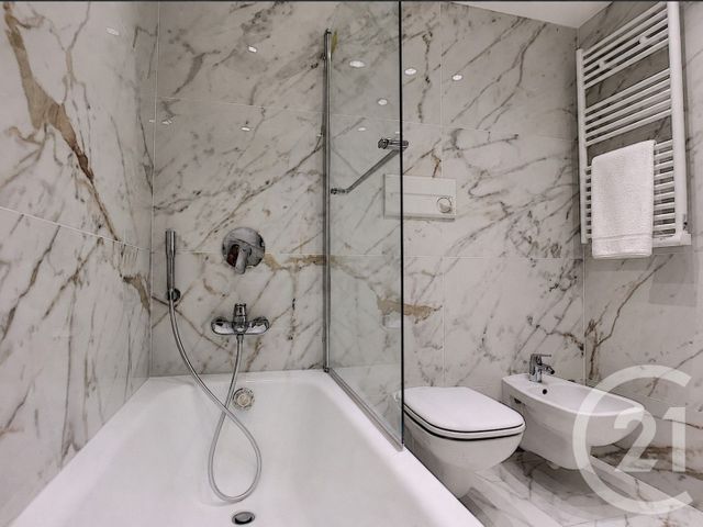 Appartement F3 &agrave; louer - 3 pi&egrave;ces - 86 m2 - Nice - 06 - PROVENCE-ALPES-COTE-D-AZUR