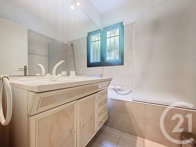 Appartement F3 &agrave; louer - 3 pi&egrave;ces - 84,05 m2 - Nice - 06 - PROVENCE-ALPES-COTE-D-AZUR
