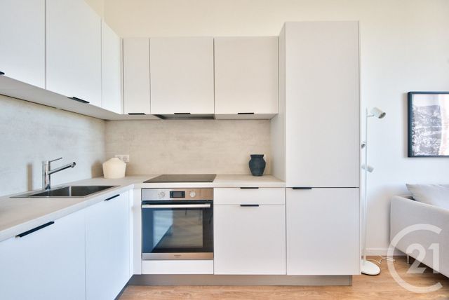 Appartement F3 &agrave; louer - 3 pi&egrave;ces - 47,48 m2 - Nice - 06 - PROVENCE-ALPES-COTE-D-AZUR