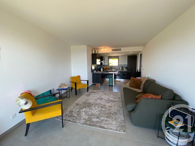 Appartement F2 &agrave; louer - 2 pi&egrave;ces - 48,40 m2 - Nice - 06 - PROVENCE-ALPES-COTE-D-AZUR