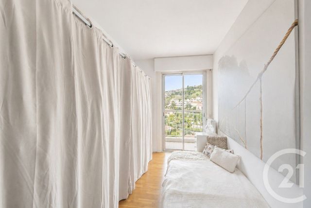 Appartement F4 &agrave; vendre - 4 pi&egrave;ces - 81,01 m2 - Nice - 06 - PROVENCE-ALPES-COTE-D-AZUR