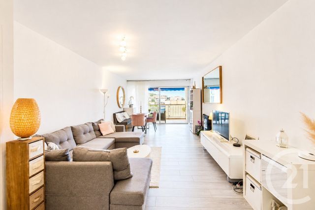 Appartement F4 &agrave; vendre - 4 pi&egrave;ces - 81,01 m2 - Nice - 06 - PROVENCE-ALPES-COTE-D-AZUR