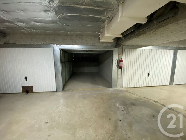 Parking &agrave; louer - 12 m2 - St Andre De La Roche - 06 - PROVENCE-ALPES-COTE-D-AZUR