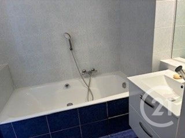 Appartement F2 &agrave; louer - 2 pi&egrave;ces - 29 m2 - Nice - 06 - PROVENCE-ALPES-COTE-D-AZUR