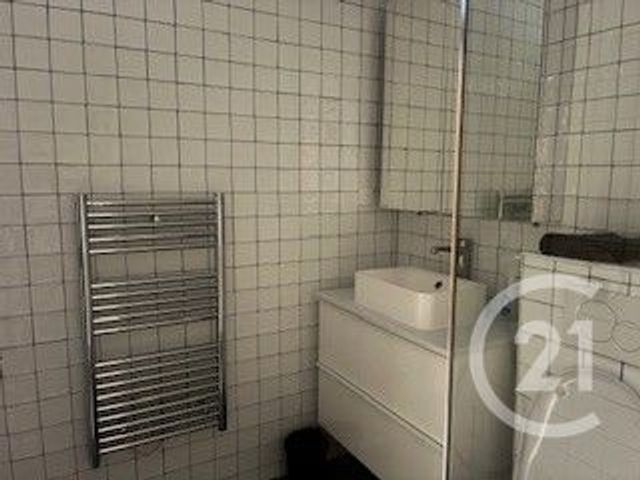 Appartement F2 &agrave; louer - 2 pi&egrave;ces - 31,60 m2 - Nice - 06 - PROVENCE-ALPES-COTE-D-AZUR
