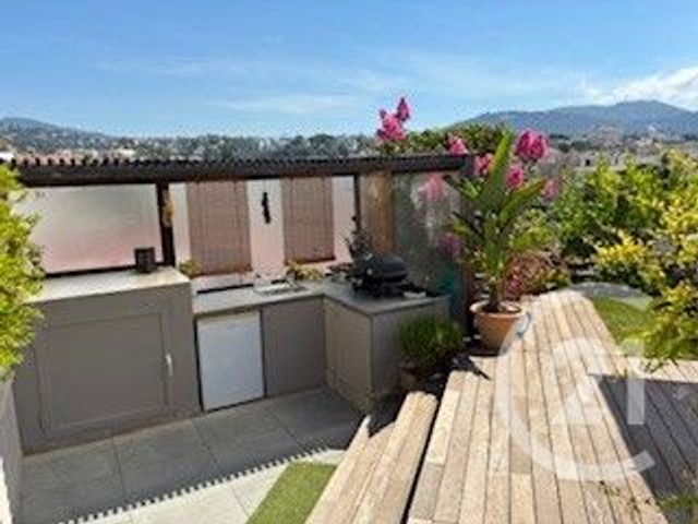 Appartement F3 &agrave; louer - 4 pi&egrave;ces - 111,03 m2 - Nice - 06 - PROVENCE-ALPES-COTE-D-AZUR