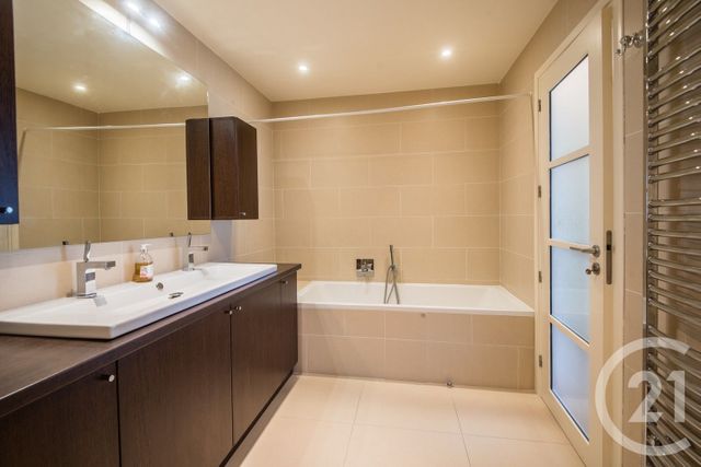 Appartement F3 &agrave; vendre - 3 pi&egrave;ces - 105,13 m2 - Nice - 06 - PROVENCE-ALPES-COTE-D-AZUR