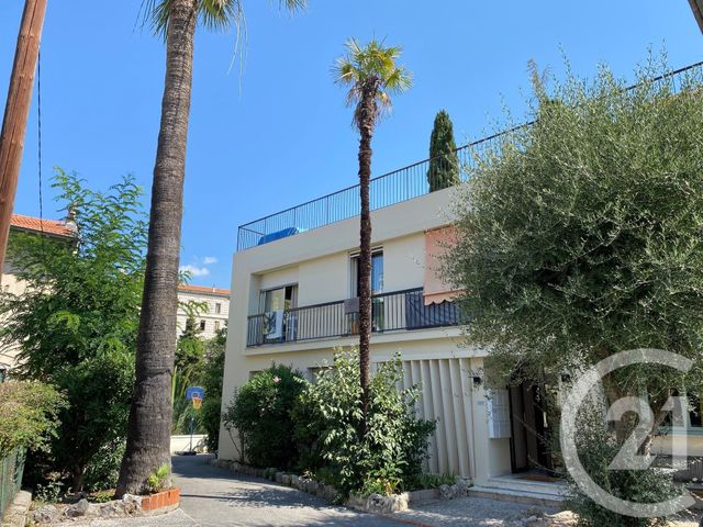 Appartement F1 &agrave; louer - 1 pi&egrave;ce - 19 m2 - Nice - 06 - PROVENCE-ALPES-COTE-D-AZUR