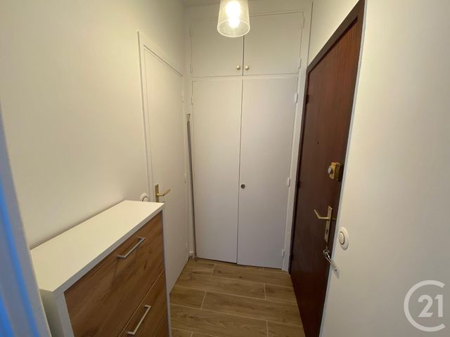 Appartement F1 &agrave; louer - 1 pi&egrave;ce - 19 m2 - Nice - 06 - PROVENCE-ALPES-COTE-D-AZUR