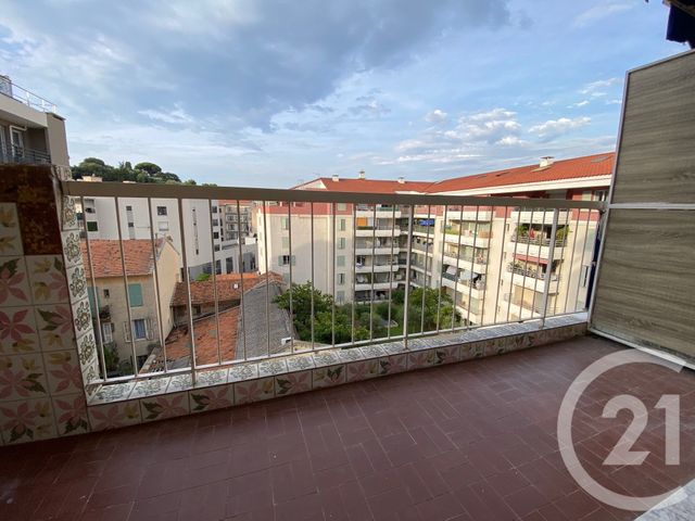 Appartement F3 &agrave; louer - 3 pi&egrave;ces - 64 m2 - Nice - 06 - PROVENCE-ALPES-COTE-D-AZUR