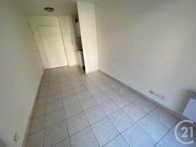 Appartement F2 &agrave; louer - 2 pi&egrave;ces - 25,90 m2 - Nice - 06 - PROVENCE-ALPES-COTE-D-AZUR