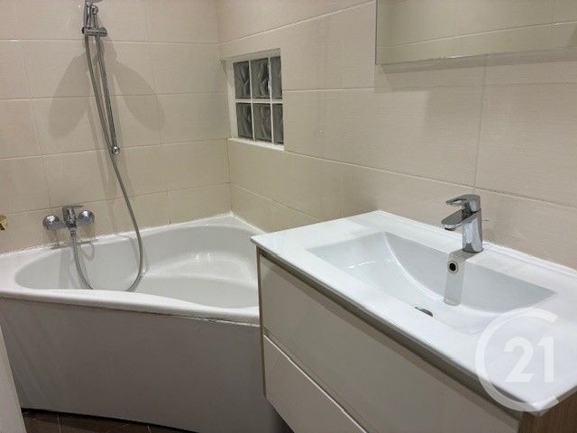 Appartement F2 &agrave; louer - 2 pi&egrave;ces - 37,55 m2 - Nice - 06 - PROVENCE-ALPES-COTE-D-AZUR