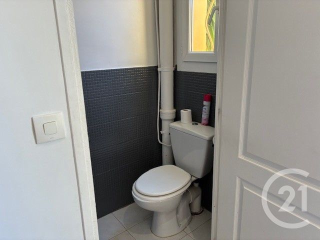 Appartement F2 &agrave; louer - 2 pi&egrave;ces - 37,55 m2 - Nice - 06 - PROVENCE-ALPES-COTE-D-AZUR