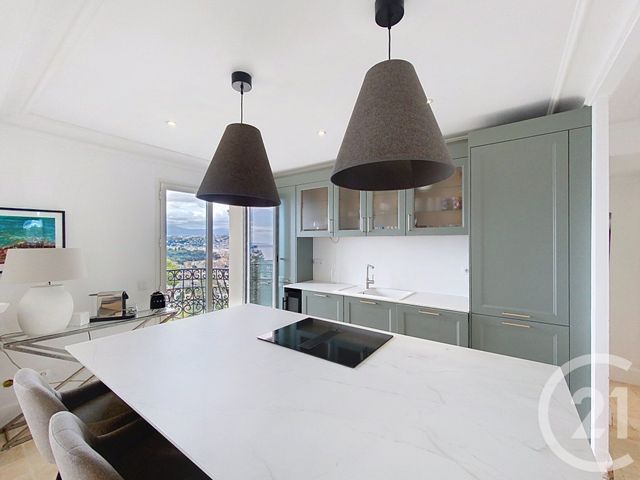 Appartement &agrave; louer - 4 pi&egrave;ces - 110 m2 - Nice - 06 - PROVENCE-ALPES-COTE-D-AZUR