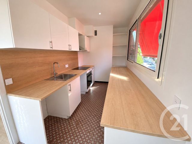 Appartement F2 &agrave; louer - 2 pi&egrave;ces - 63,08 m2 - Nice - 06 - PROVENCE-ALPES-COTE-D-AZUR