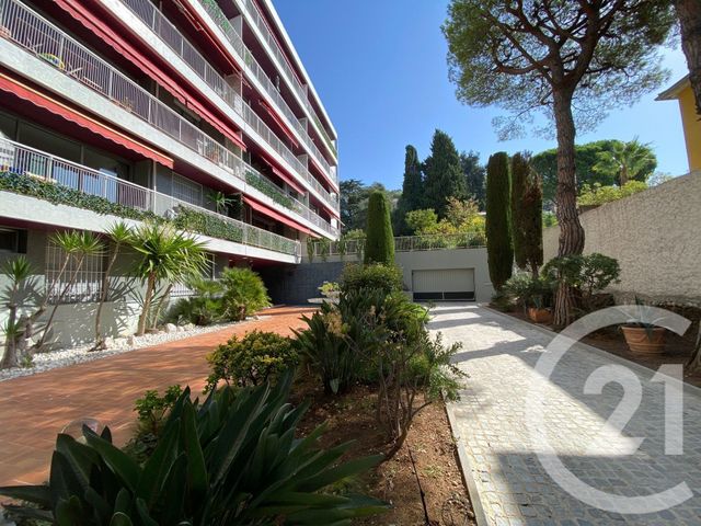 Appartement F2 &agrave; louer - 2 pi&egrave;ces - 63,08 m2 - Nice - 06 - PROVENCE-ALPES-COTE-D-AZUR