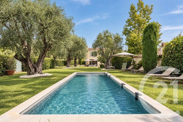 Maison 5 pièces 174 m² · à Nice · 174,3 m² · 1 990 000 €