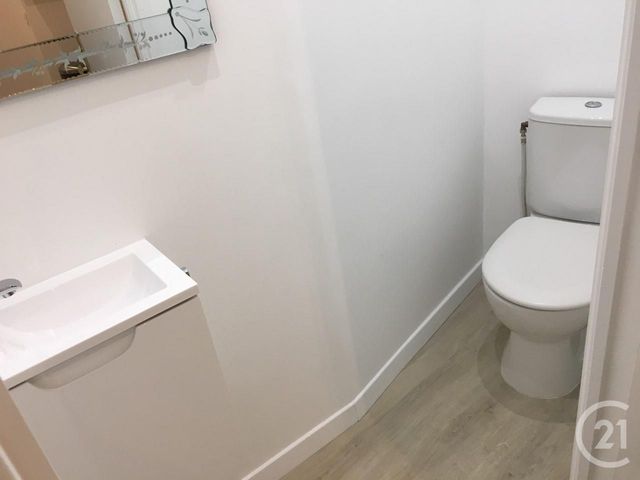 Appartement F2 &agrave; louer - 2 pi&egrave;ces - 31,60 m2 - Nice - 06 - PROVENCE-ALPES-COTE-D-AZUR