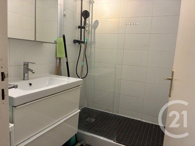 Appartement F2 &agrave; louer - 2 pi&egrave;ces - 40,49 m2 - Nice - 06 - PROVENCE-ALPES-COTE-D-AZUR
