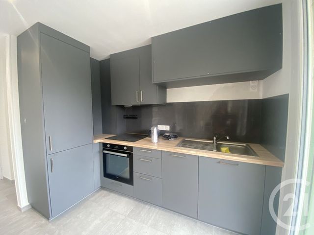 Appartement F3 &agrave; louer - 3 pi&egrave;ces - 60,70 m2 - Nice - 06 - PROVENCE-ALPES-COTE-D-AZUR