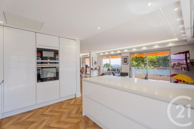 Appartement F5 &agrave; vendre - 5 pi&egrave;ces - 123,63 m2 - Nice - 06 - PROVENCE-ALPES-COTE-D-AZUR