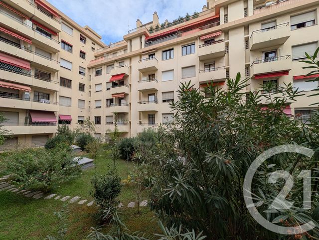 Appartement F3 &agrave; louer - 3 pi&egrave;ces - 68,86 m2 - Nice - 06 - PROVENCE-ALPES-COTE-D-AZUR