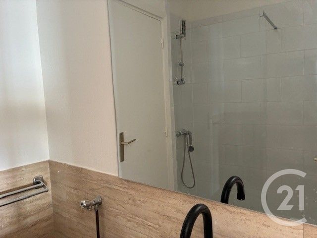 Appartement F1 &agrave; louer - 1 pi&egrave;ce - 30 m2 - Nice - 06 - PROVENCE-ALPES-COTE-D-AZUR