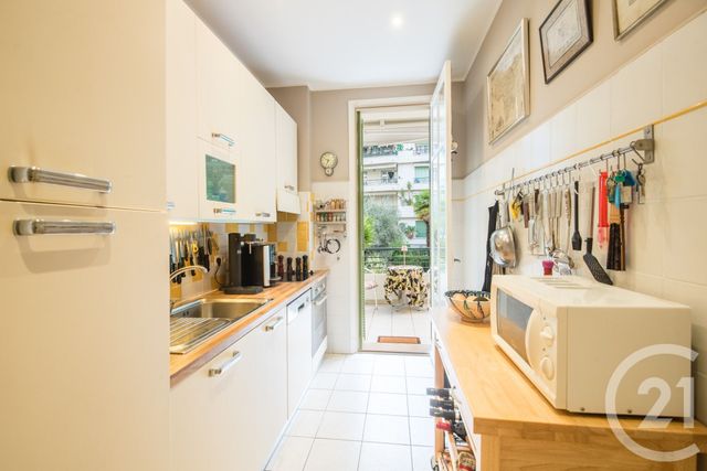 Appartement F2 &agrave; vendre - 2 pi&egrave;ces - 58,25 m2 - Nice - 06 - PROVENCE-ALPES-COTE-D-AZUR