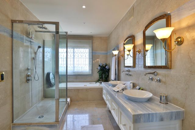 Maison à vendre - 5 pièces - 211 m2 - Villefranche Sur Mer - 06 - PROVENCE-ALPES-COTE-D-AZUR