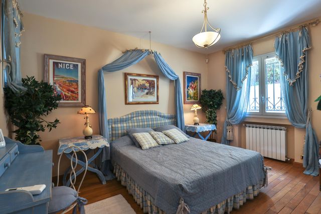 Maison à vendre - 5 pièces - 211 m2 - Villefranche Sur Mer - 06 - PROVENCE-ALPES-COTE-D-AZUR