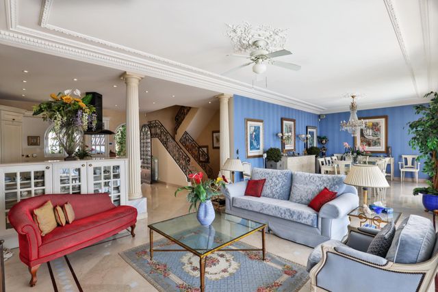 Maison à vendre - 5 pièces - 211 m2 - Villefranche Sur Mer - 06 - PROVENCE-ALPES-COTE-D-AZUR