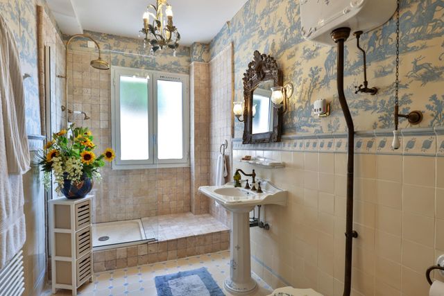 Maison à vendre - 5 pièces - 211 m2 - Villefranche Sur Mer - 06 - PROVENCE-ALPES-COTE-D-AZUR