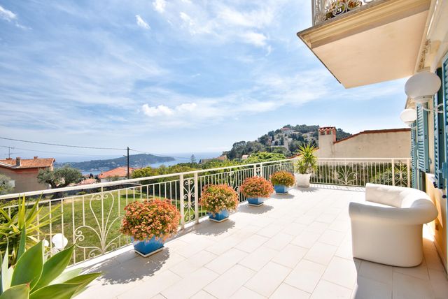 Maison à vendre - 5 pièces - 120 m2 - Nice - 06 - PROVENCE-ALPES-COTE-D-AZUR