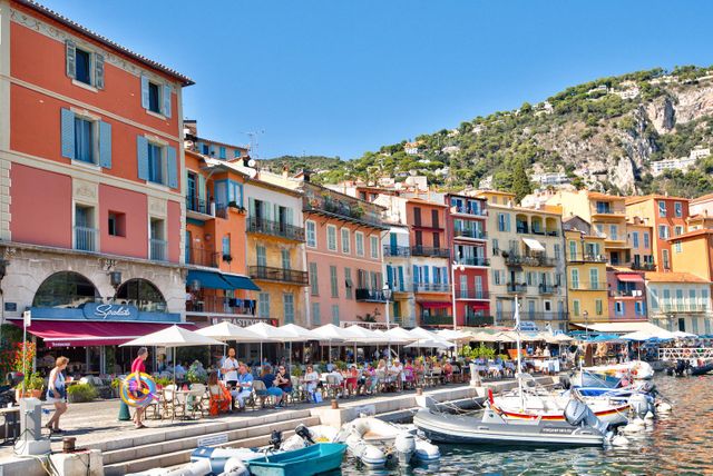 Appartement F2 à vendre - 2 pièces - 61,19 m2 - Villefranche Sur Mer - 06 - PROVENCE-ALPES-COTE-D-AZUR