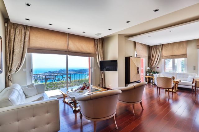 Maison &agrave; vendre - 9 pi&egrave;ces - 426,60 m2 - Villefranche Sur Mer - 06 - PROVENCE-ALPES-COTE-D-AZUR