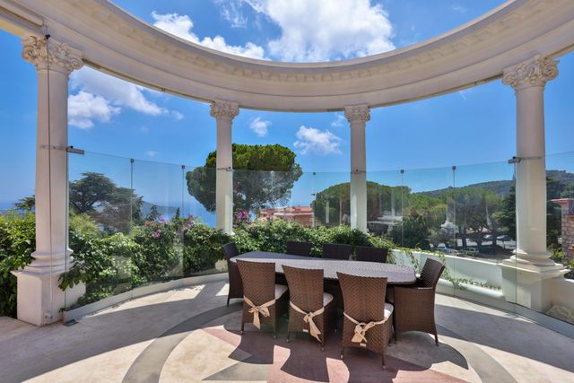 Maison &agrave; vendre - 9 pi&egrave;ces - 426,60 m2 - Villefranche Sur Mer - 06 - PROVENCE-ALPES-COTE-D-AZUR