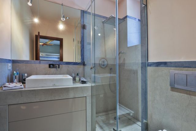 Maison &agrave; vendre - 9 pi&egrave;ces - 426,60 m2 - Villefranche Sur Mer - 06 - PROVENCE-ALPES-COTE-D-AZUR